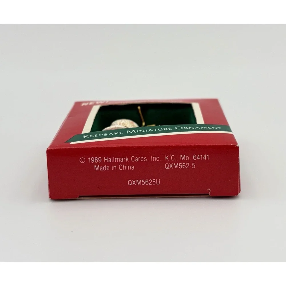 Hallmark Keepsake Miniature Ornament The Kringles Santa 1989 QXM562-5 Vintage